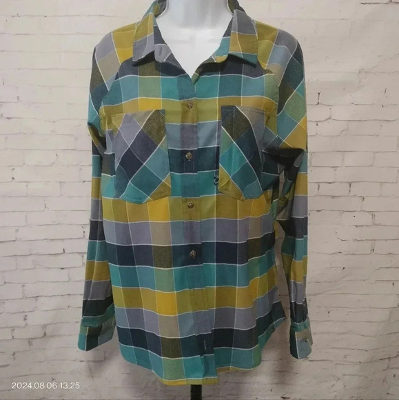 LL Bean Women's Sz Medium Blouse Shirt Button Up Front Pockets Plaid - Picture 1 of 9
